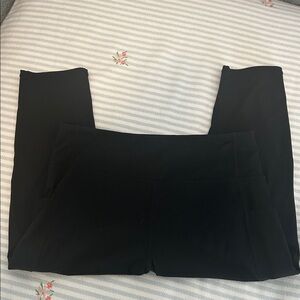 Stelle Capri Black Leggings. XL